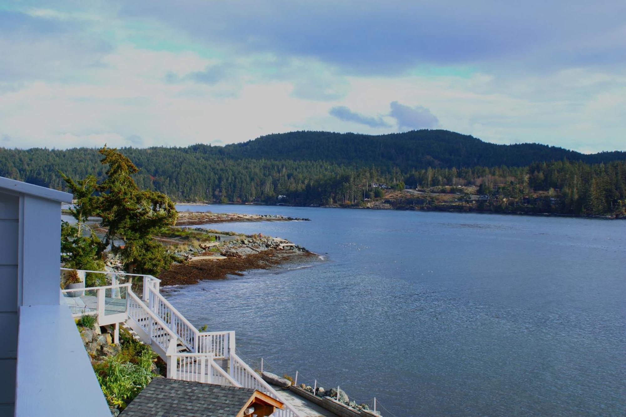 Sooke Harbour House Hotel Buitenkant foto