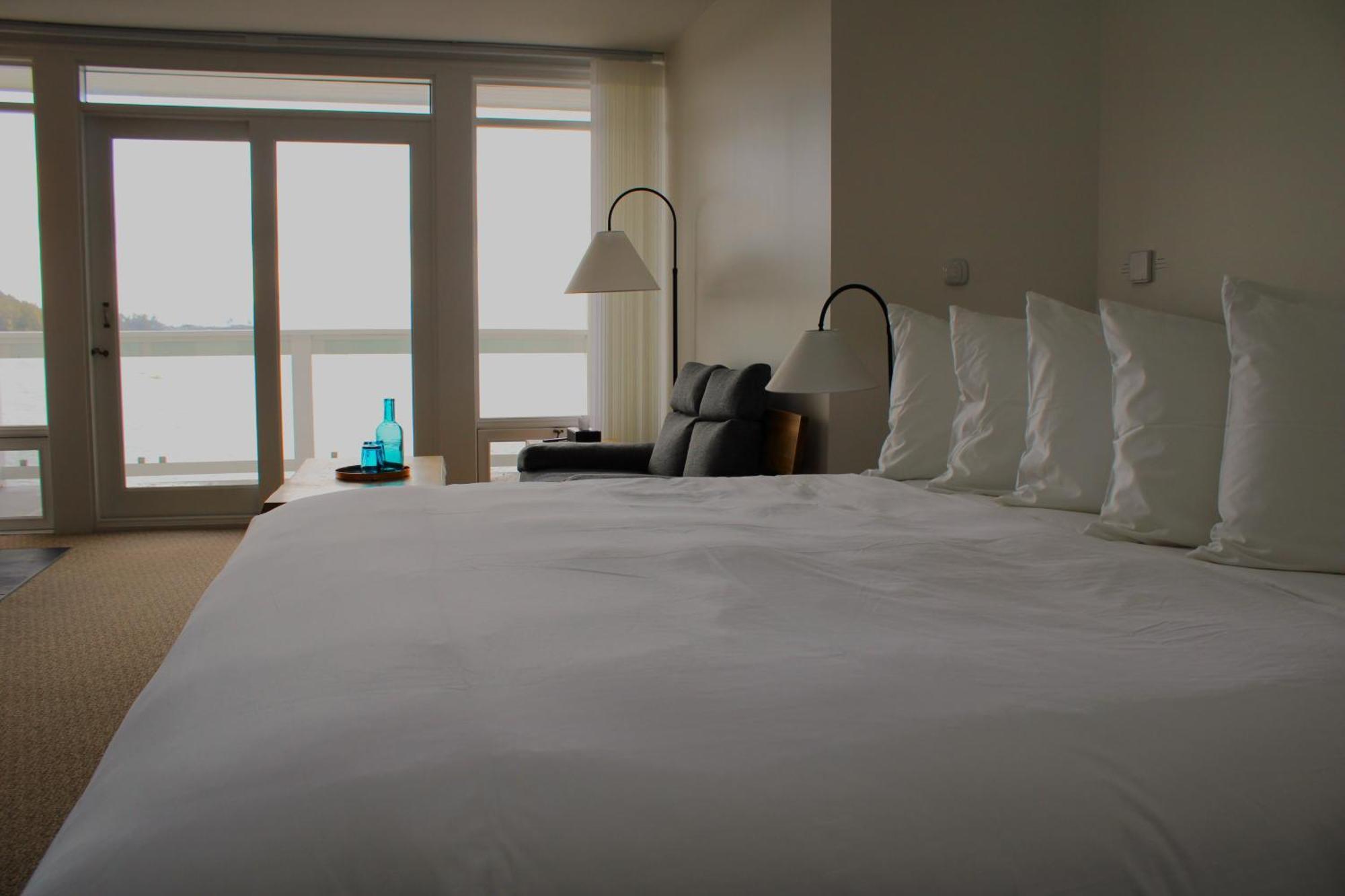 Sooke Harbour House Hotel Buitenkant foto