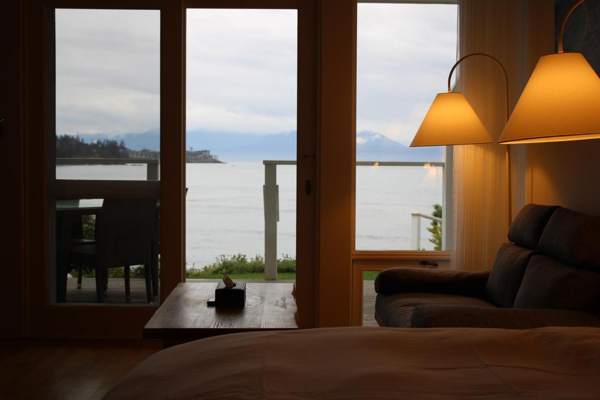 Sooke Harbour House Hotel Buitenkant foto